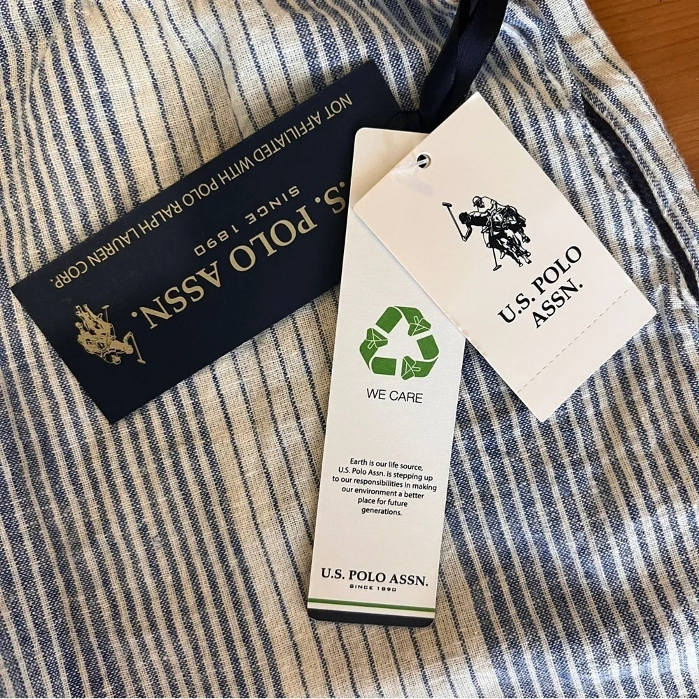 U.S. Polo Assn. NWT Unisex Blue and White Striped Shorts Size S Pockets
